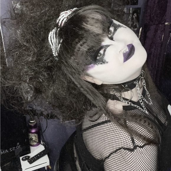 Meet your Posher, Cherrish - Picture 5 of 13